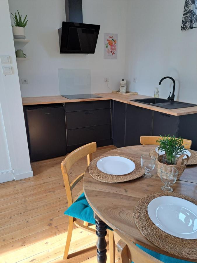 Appartement Calme Dans Maisonnette Graulhet ภายนอก รูปภาพ