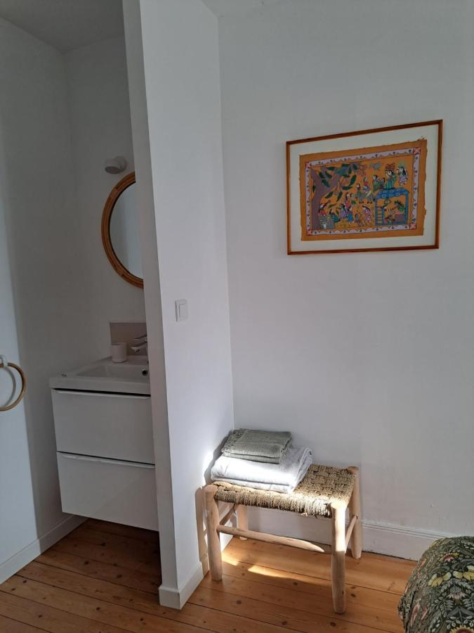Appartement Calme Dans Maisonnette Graulhet ภายนอก รูปภาพ